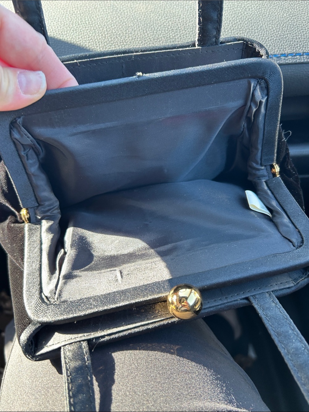Black velvet dress purse - Picture 3 of 4